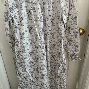 Petite Plume Women's Flannel Delphine Nightgown in Blue & White Toile